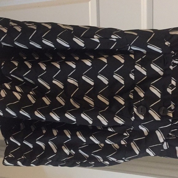 Bcbgeneration Halter Geo Print Romper - Picture 5 of 7